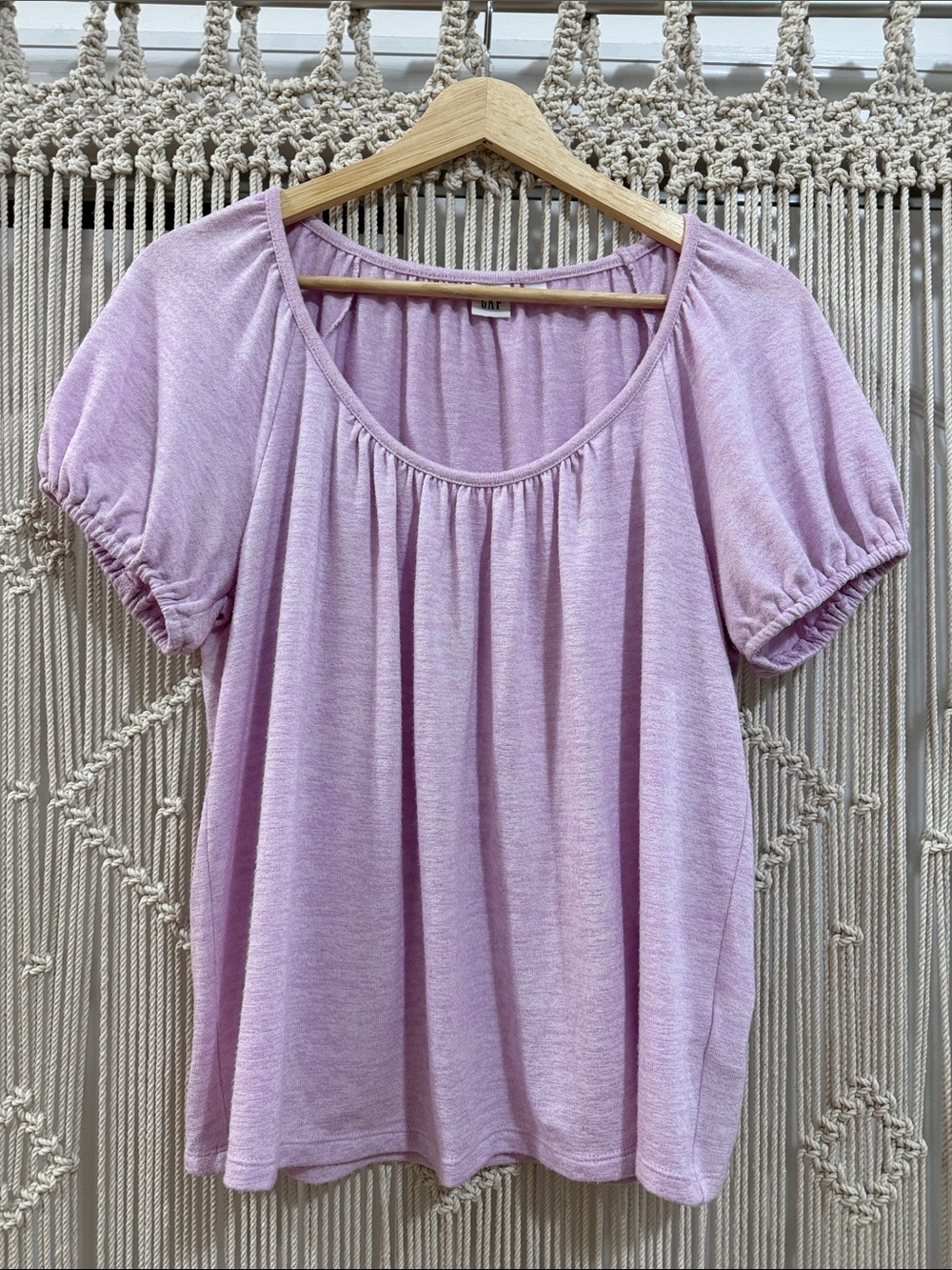 GAP Lavender Scoop Neck Puff Short Sleeve Top